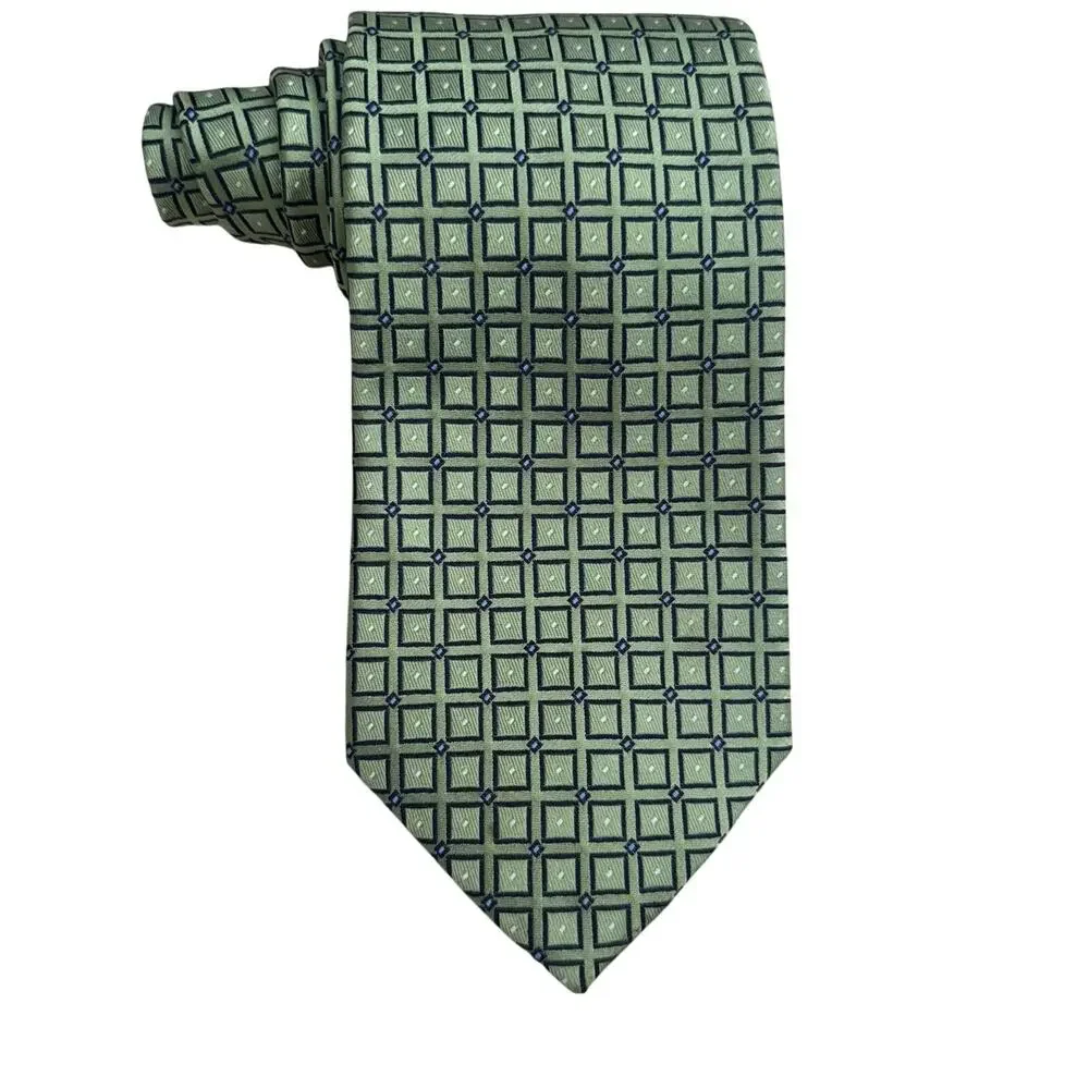 Izod Green 100% Silk Men’s Preppy Foulard Necktie 60
